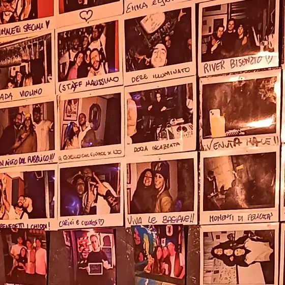 Polaroid di serate al 7COINS